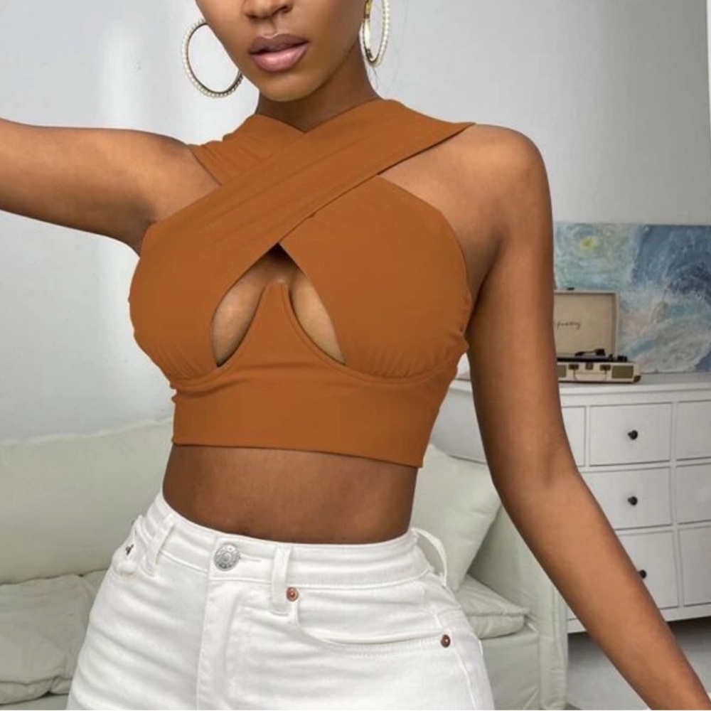Cross wrap top